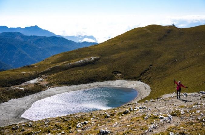 嘉明湖登山攻略 嘉明湖登山攻略