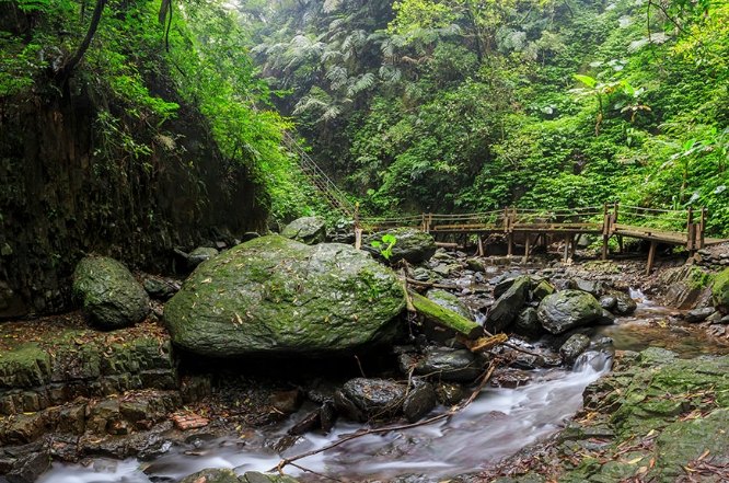 林美石磐步道周邊旅遊