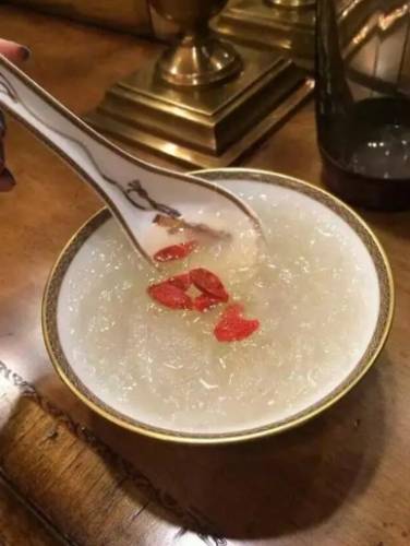 燕窩食用時間 燕窩食用時間