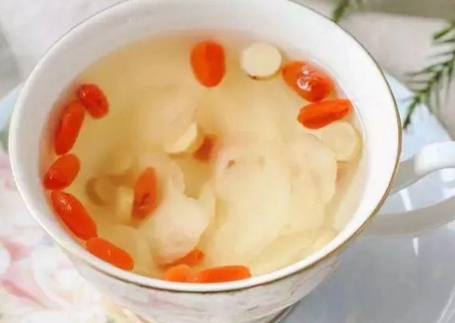 西洋參泡水好處 西洋參泡水好處