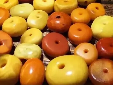 蜜蠟色澤鑑定 蜜蠟色澤鑑定