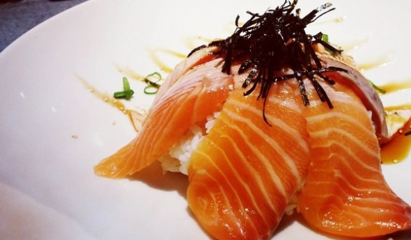過量食用鮭魚風險 過量食用鮭魚風險