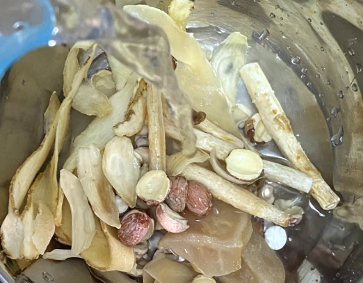 花旗參石斛麥冬無花果湯功效 花旗參石斛麥冬無花果湯功效