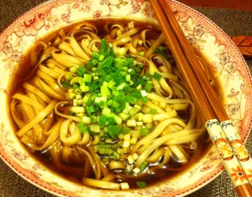 家常醬油麵做法 家常醬油麵做法