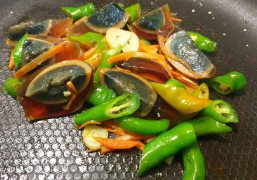 皮蛋可以炒什麼 皮蛋可以炒什麼