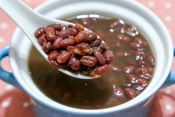 煮紅豆湯糖分添加 煮紅豆湯糖分添加