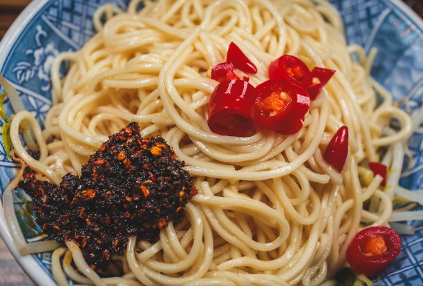 台灣素食烏醋麵做法 台灣素食烏醋麵做法