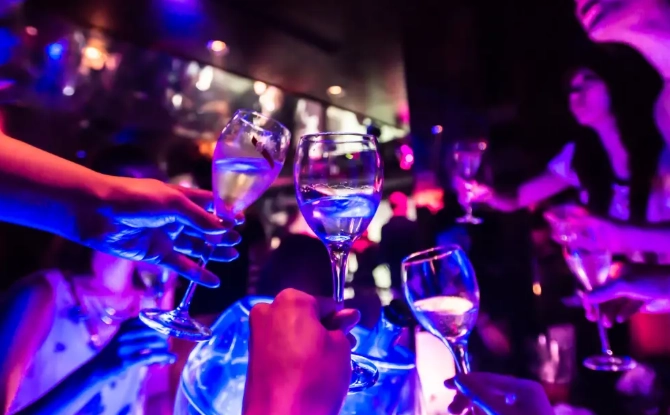 六本木夜店 推薦 六本木夜店 推薦