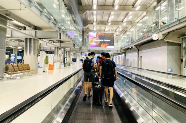 素萬那普機場出境 素萬那普機場出境