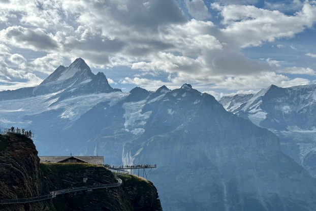 格林德瓦景點 格林德瓦景點