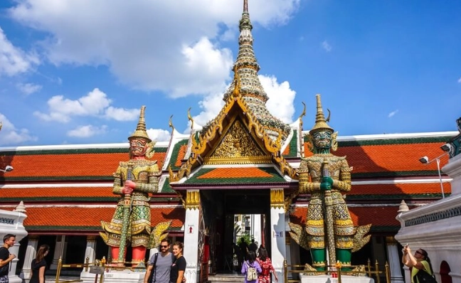 泰國寺廟穿著指南 泰國寺廟穿著指南
