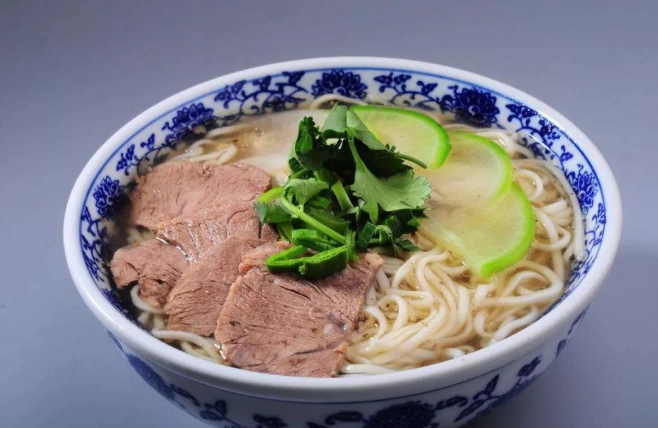 牛肉麵熱量 牛肉麵熱量