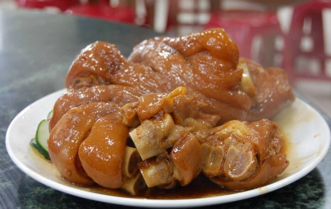 豬腳飯卡路里 豬腳飯卡路里