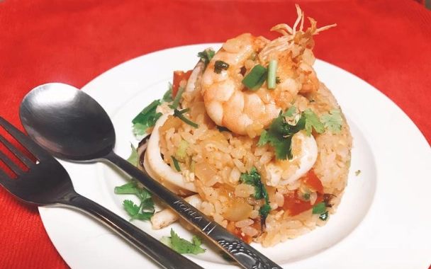 泰式炒飯 卡路里 泰式炒飯 卡路里