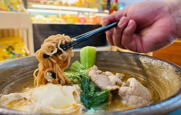 吃麵會胖
