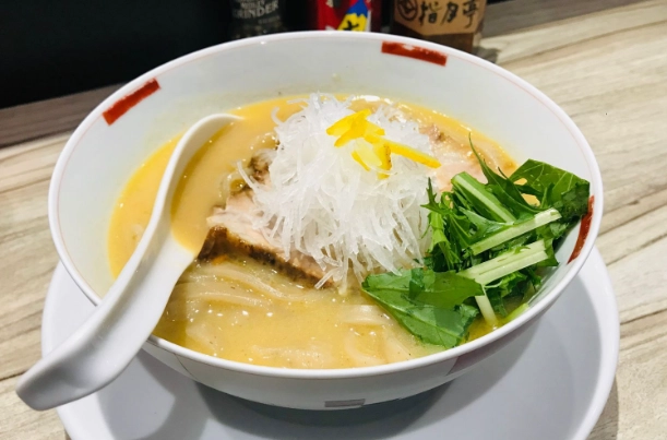 雞白湯泡麵 推薦 雞白湯泡麵 推薦