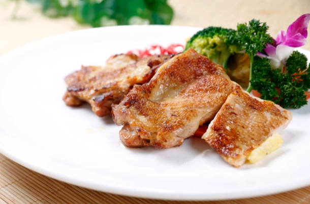 蒜香雞肉料理 蒜香雞肉料理