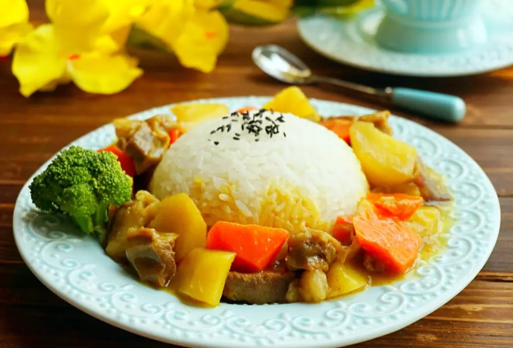 家常咖哩牛肉 家常咖哩牛肉