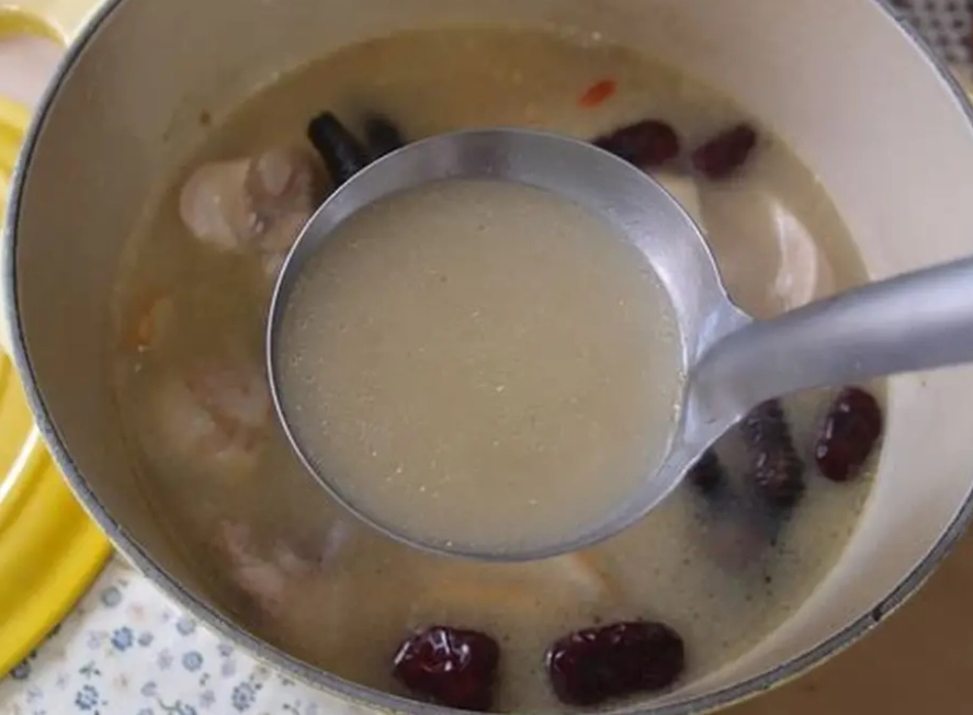 苦茶油雞湯功效 苦茶油雞湯功效
