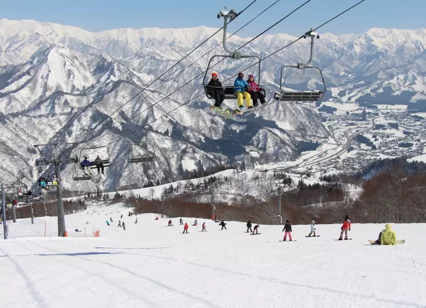 越後湯澤滑雪場價格 越後湯澤滑雪場價格