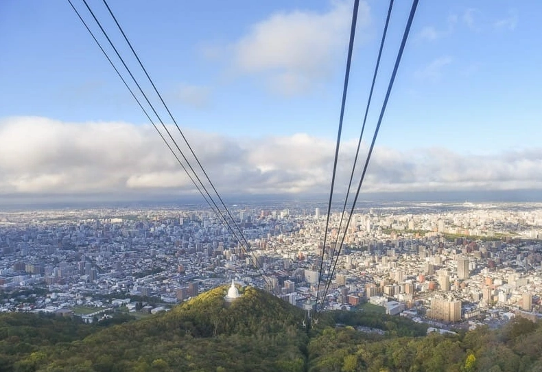 藻岩山登山 藻岩山登山