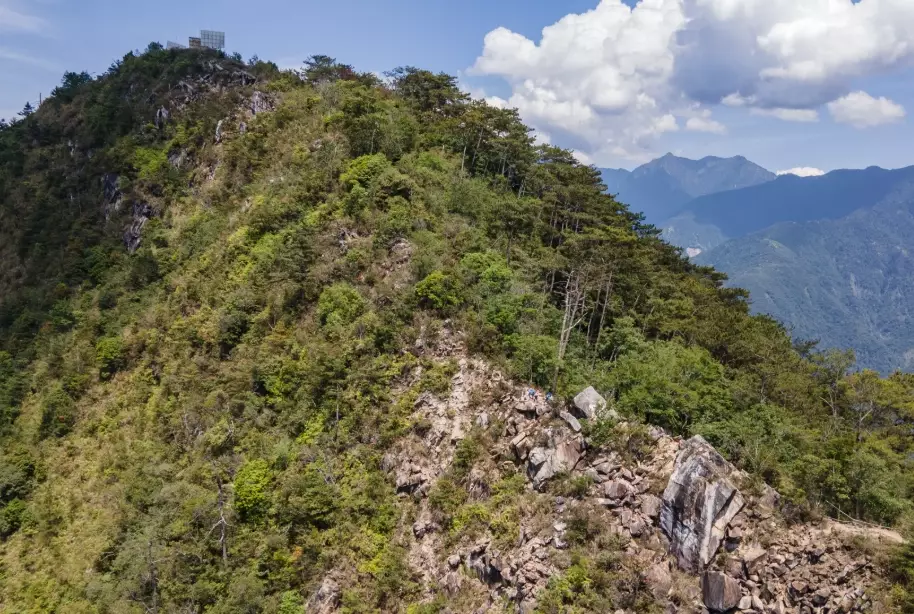 東卯山登山路線 東卯山登山路線