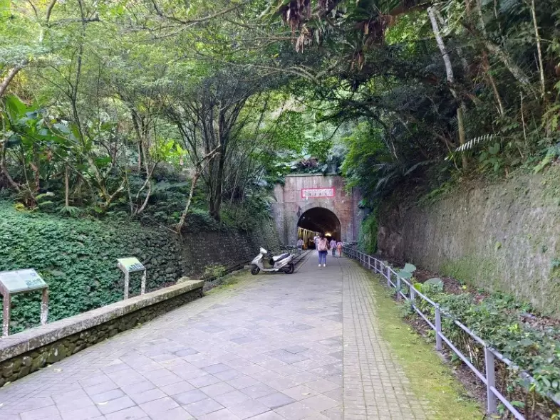 百吉林蔭步道 百吉林蔭步道