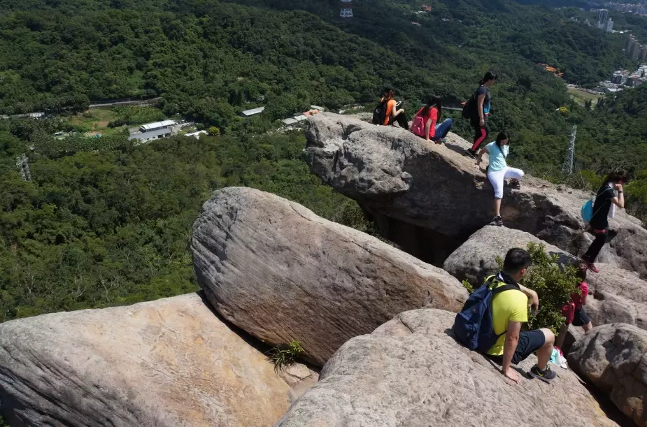 孝子山登山 孝子山登山
