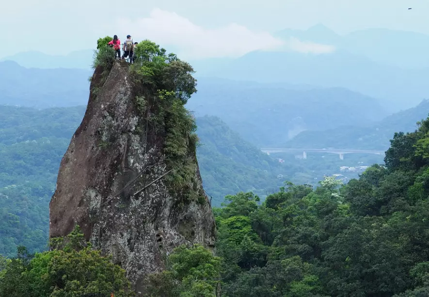 孝子山登山 孝子山登山