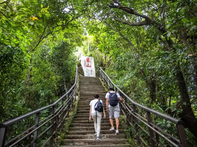 象山登山口 象山登山口