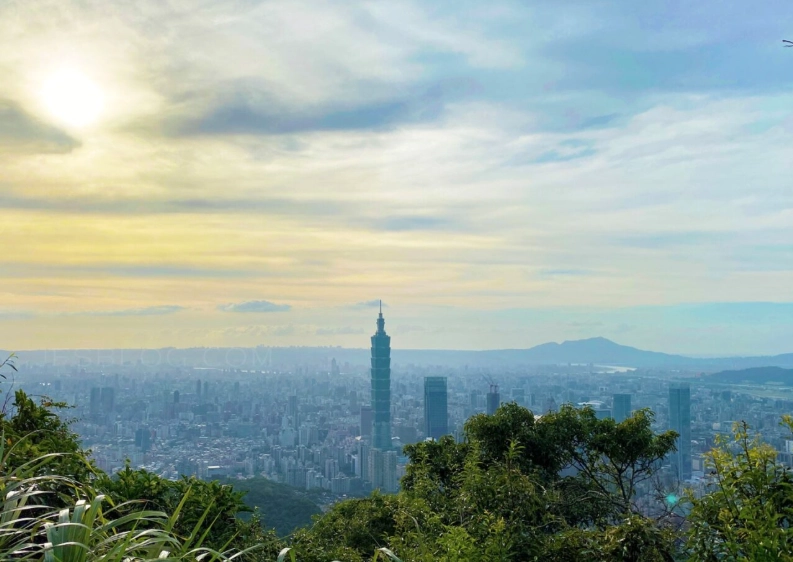 南港山登山步道 南港山登山步道