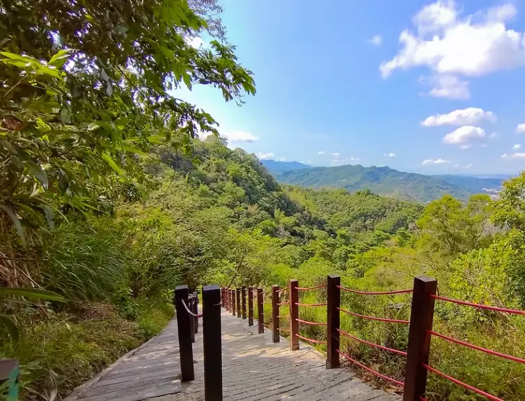 三汀山登山步道 三汀山登山步道