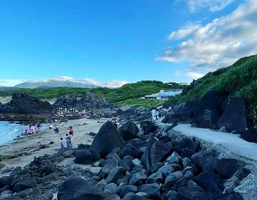 麟山鼻風稜石 麟山鼻風稜石