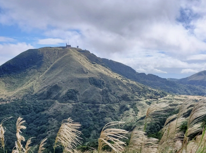 半屏山登山口 半屏山登山口