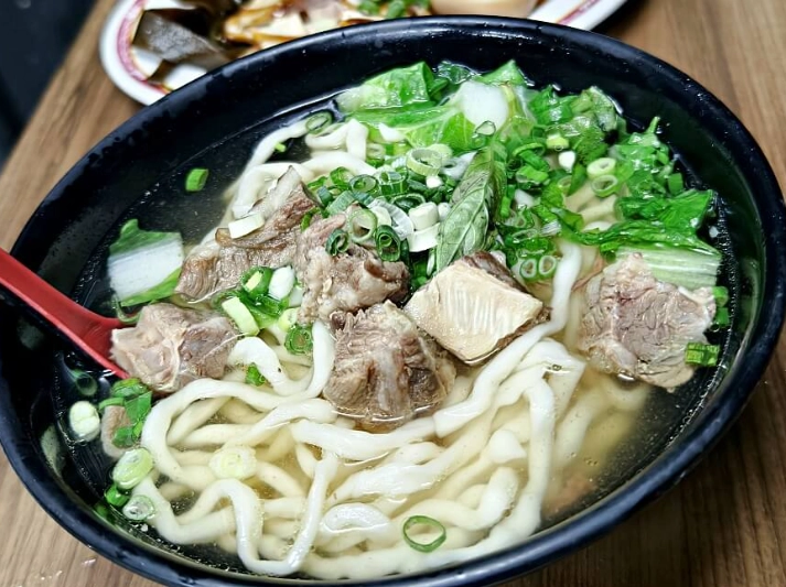 軍艦岩登山美食 軍艦岩登山美食