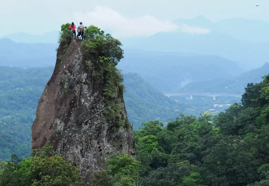 慈母山孝子山 登山 慈母山孝子山 登山