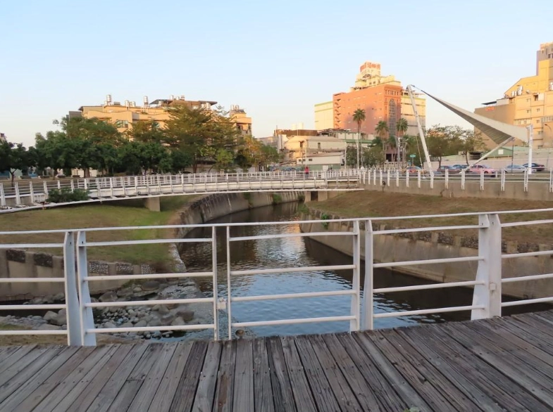 金獅湖曲橋 金獅湖曲橋