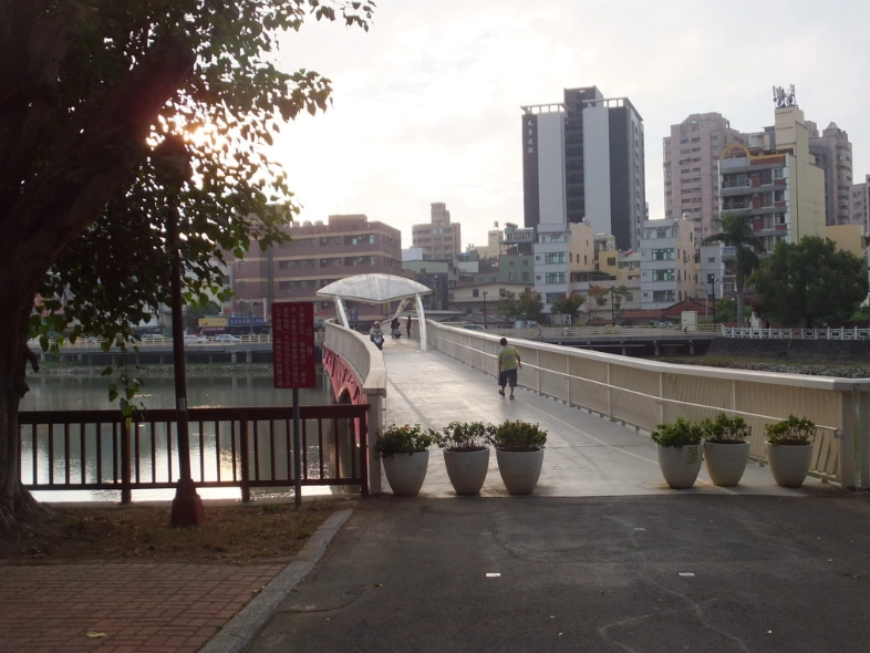 高雄金獅湖步道 高雄金獅湖步道