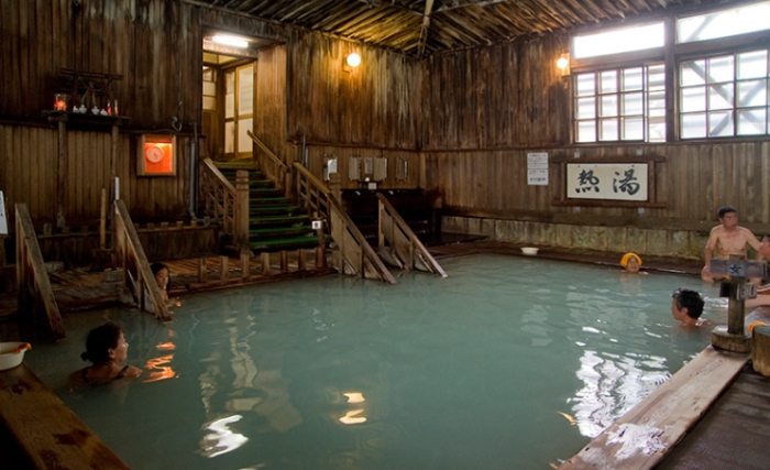 酸湯溫泉 酸湯溫泉