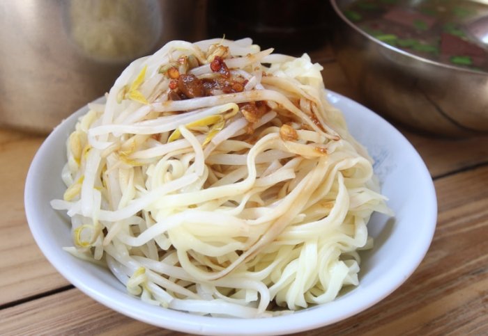 豆菜麵 豆菜麵