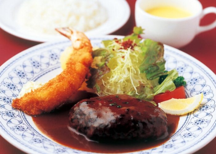 晴空塔美食 晴空塔美食