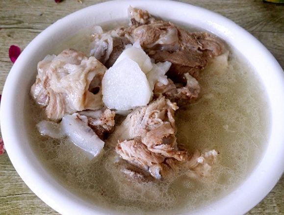 大骨湯 大骨湯