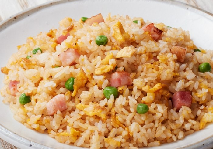 炒飯熱量 炒飯熱量