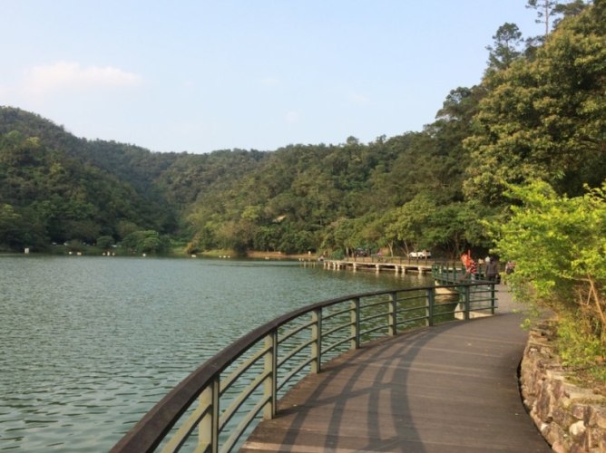 龍潭湖公園 龍潭湖公園