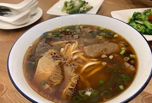新營牛肉麵 新營牛肉麵