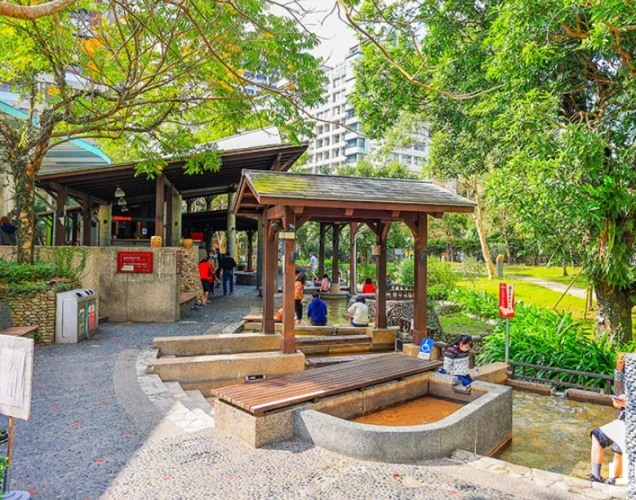 龍潭湖公園