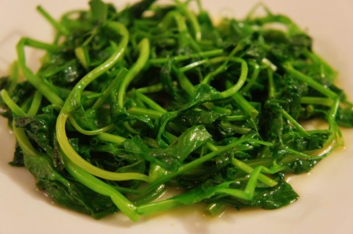 炒豆苗 炒豆苗
