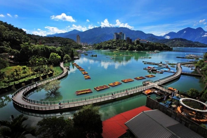 大湖景點