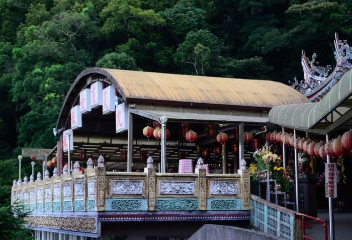 仙山靈洞宮