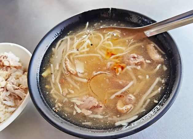 鴨肉羹麵 鴨肉羹麵